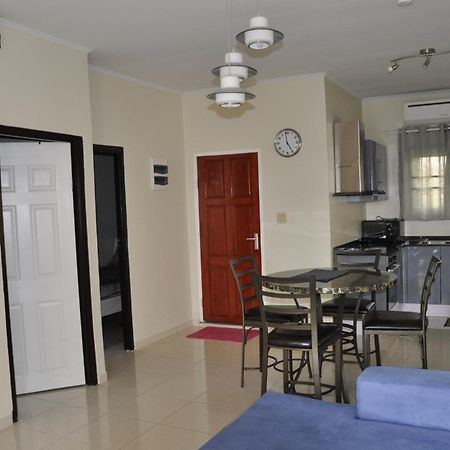Riando Appartement Rainville Парамарибо Номер фото